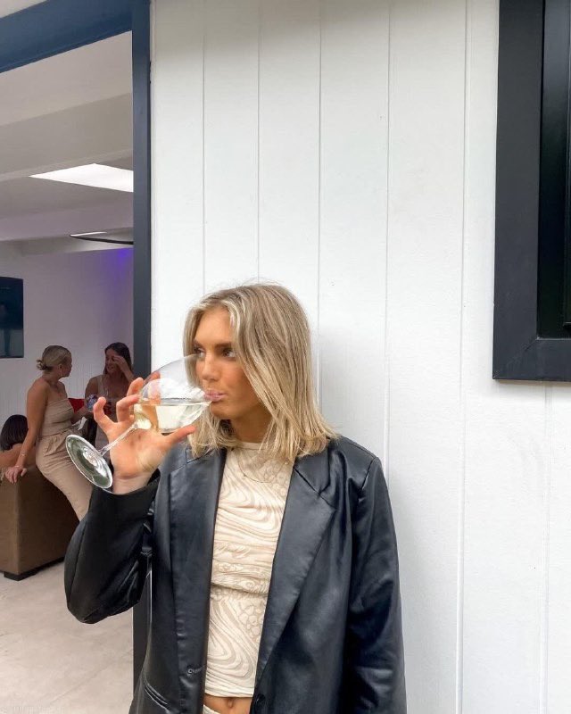 Bridget Williams tweet media