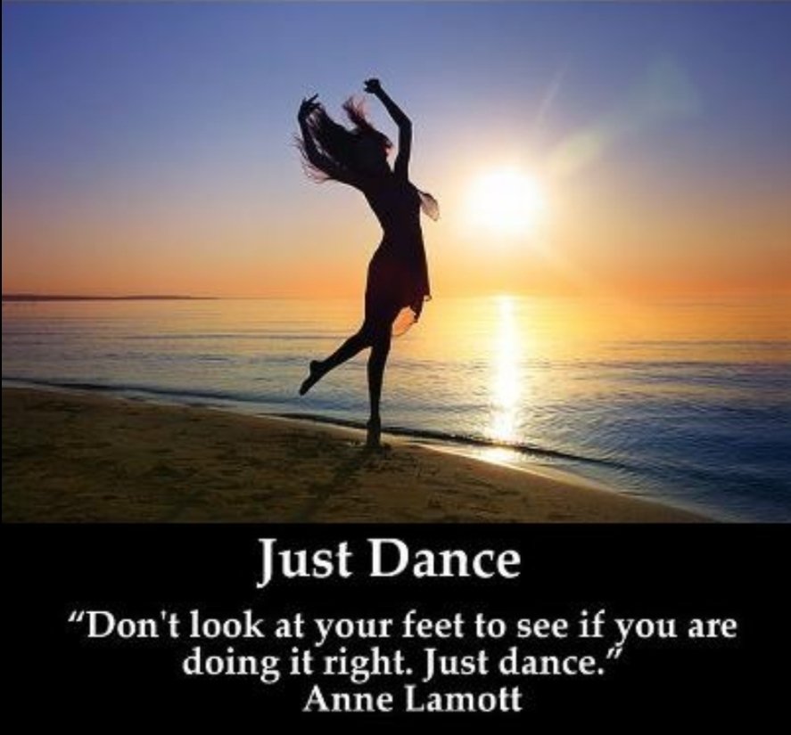 DanicaDreamer's tweet photo. Happy Friday! #FabulousFriday #justdance #befreebeyou #dontletanyonedullyoursparkle #expressyourself #shineyourlight #beconfident #liveyourtruth #enjoyeverymoment #stepitup #yolo #danicadreamer https://t.co/nuxpK9Q256
