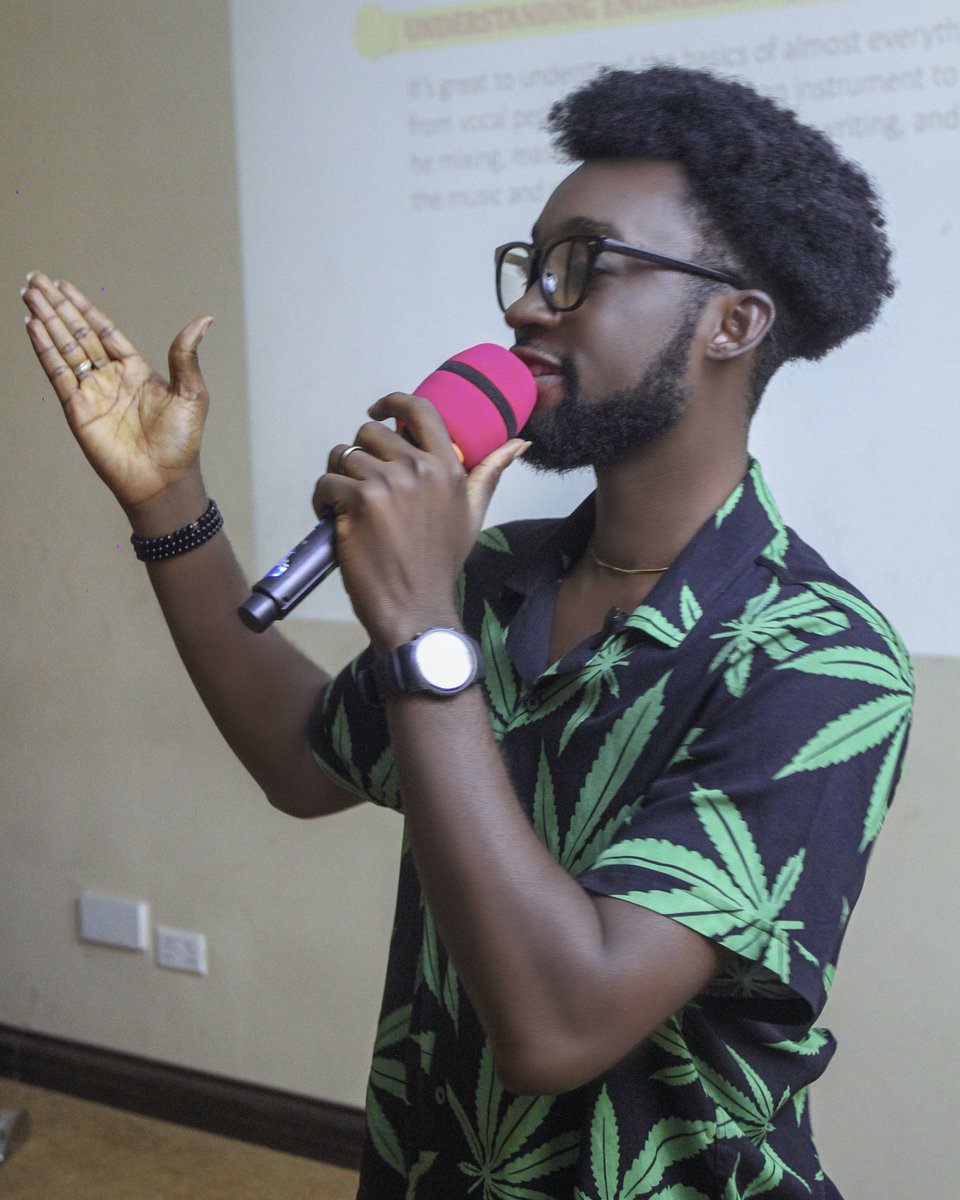 itsfusetv's tweet photo. #oneplayuniverse a Masterclass and music event happened in August on International Youth day. As part of @oneplayafrica’s drive to equip young people with the CULTURE of learning.
We also celebrated some exceptional young achievers on the day. 
Here are some photos: https://t.co/4Rgjq2sUMf