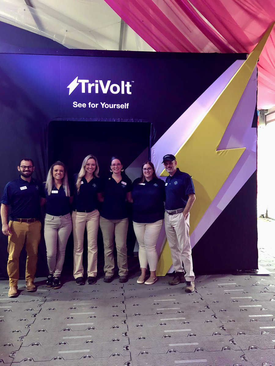 L_Pettyjohn's tweet photo. That’s a wrap on #FPS2022 and the launch of the new herbicide, TriVolt.  It’s been a great week seeing old friends and making new ones. Until 2024, Boone!  #TriVoltinAction @BayerCropProUS https://t.co/05n0JqtP1o https://t.co/AZbKihQM7B