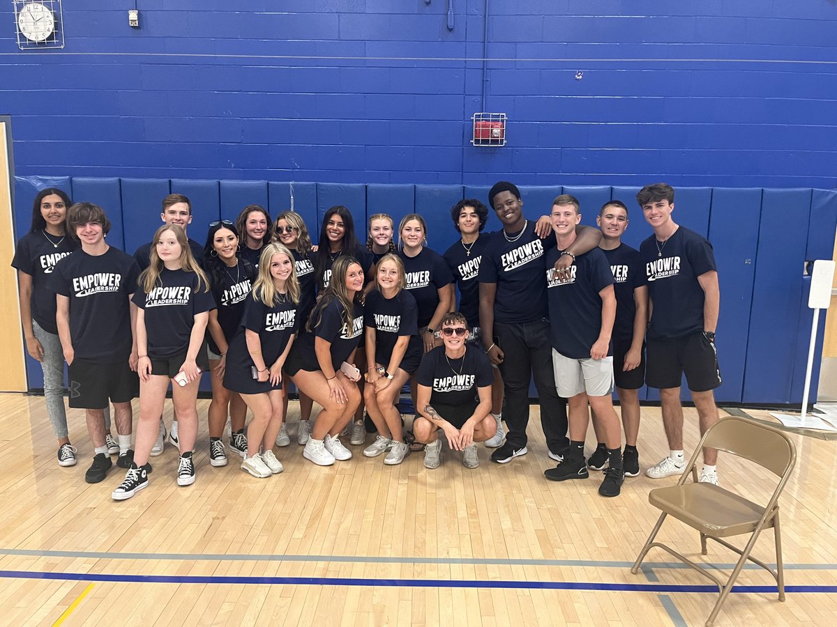 KellyHickeyPHS's tweet photo. @PLVBlueDevils helped welcome the C/O 2026 yesterday co-leading a variety of team building activities and challenges. THANK YOU @LeadWithEmpower for another fun day and getting our students excited for the new year. Happy day #2 PHS! @MrCarlRJohnson @PHSClassof2023 https://t.co/nZhwXSkchX