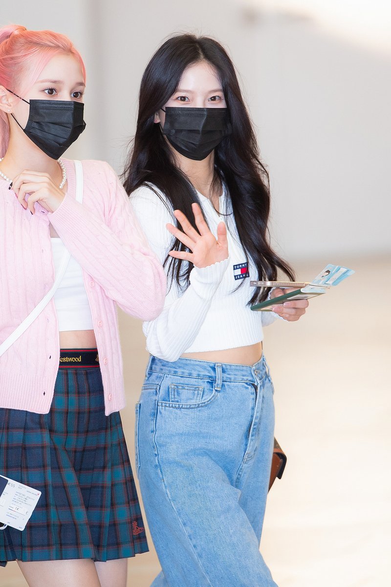 19960812_com's tweet photo. 220902 #최유진 #유진 #YUJIN 
#케플러 #Kep1er(@official_kep1er) https://t.co/FYDQUp2fSl
