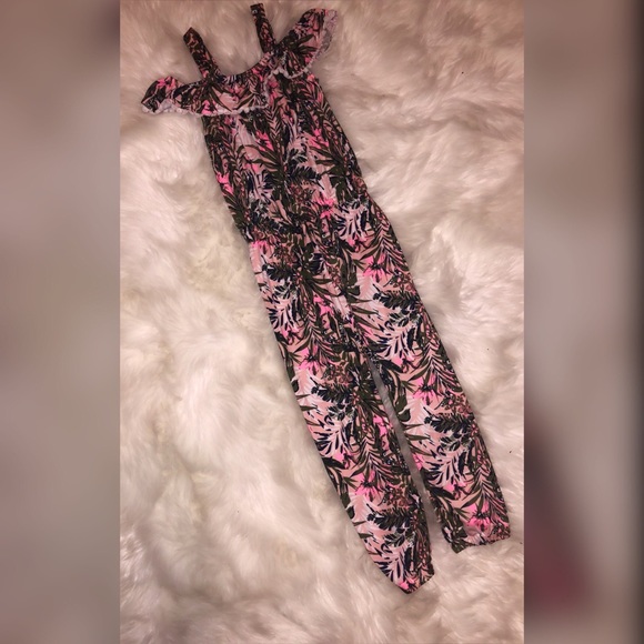 MissWStack's tweet image. So good I had to share! Check out all the items I'm loving on @Poshmarkapp #poshmark #fashion #style #shopmycloset #mountainhardwear #onestepahead #laurenralphlauren: posh.mk/09AagbXFTrb