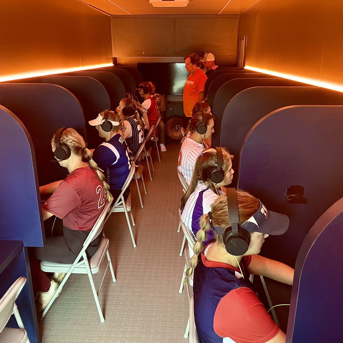 SuzyWillemssen's tweet image. Saturday kicks off a new, incredible mission with @S2Cognition I will be an S2 mobile lab-empowering athletes to revolutionize their training by assessing how their brain processes information then drills that target underlying challenges we revealed. In Reston tomorrow! Join us!