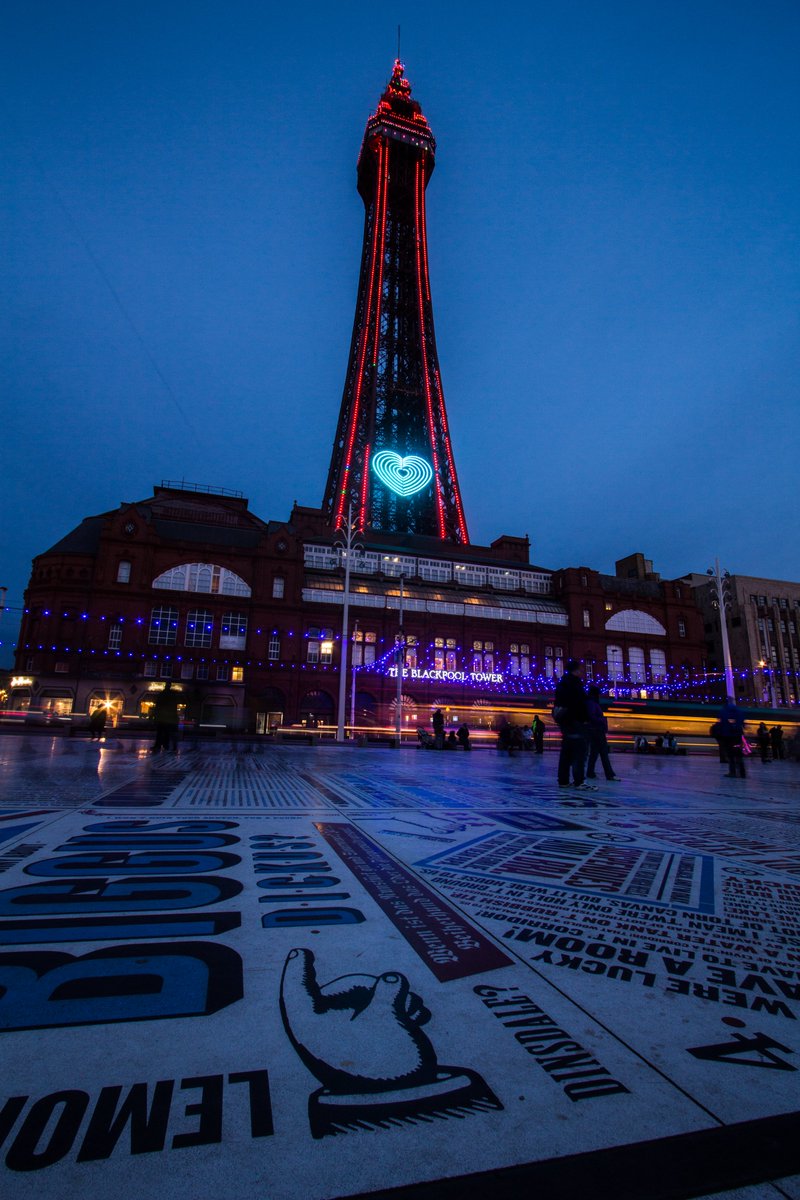 josephseager's tweet photo. It's the #Blackpool #Illuminations switch on tonight. Have a great time if you're going!
@visitBlackpool #SwitchOn22 @InsiderBkpl @BlackpoolBID @TheBplTower @BplNorthPier
@LlewelynBowen #SwitchOn #Friday https://t.co/VlN4xa6eYV