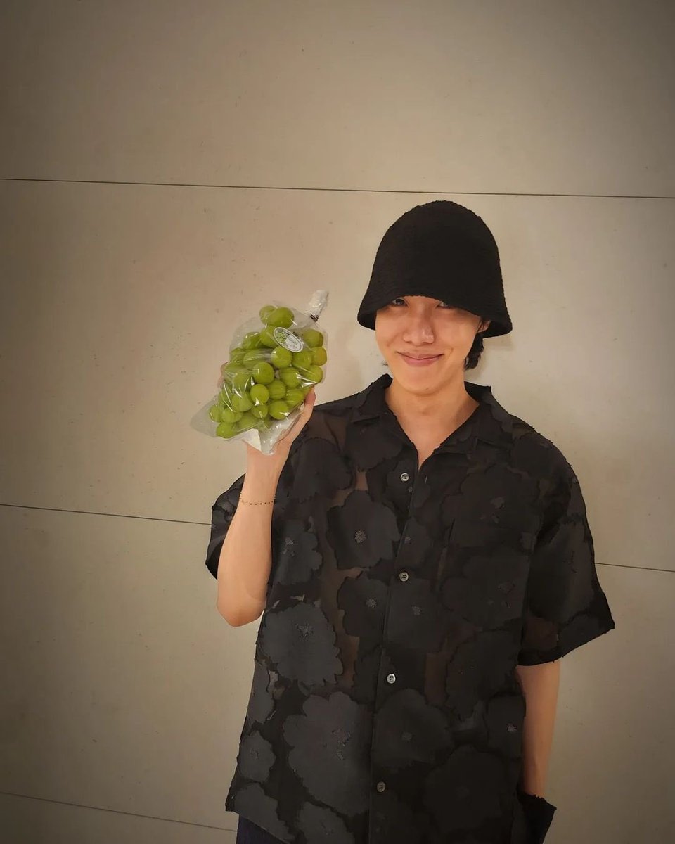윤서⁷ tweet media