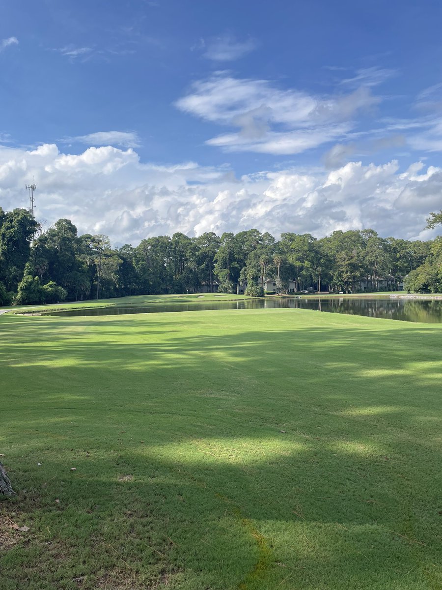 FullSendFlem's tweet photo. A few pictures from the boys golf trip. If you guys haven’t been before I would highly suggest visiting Hilton Head, SC. Played Ship Yard, Port Royal and Oyster Reef. Very good tracks for the price. https://t.co/hcZPckGQO0