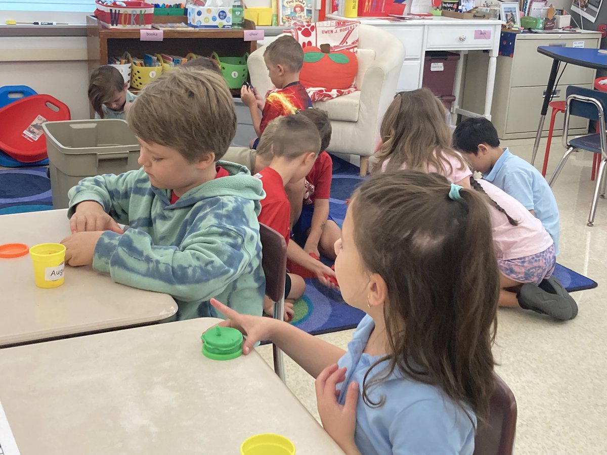 Mrs. Saltzer tweet media