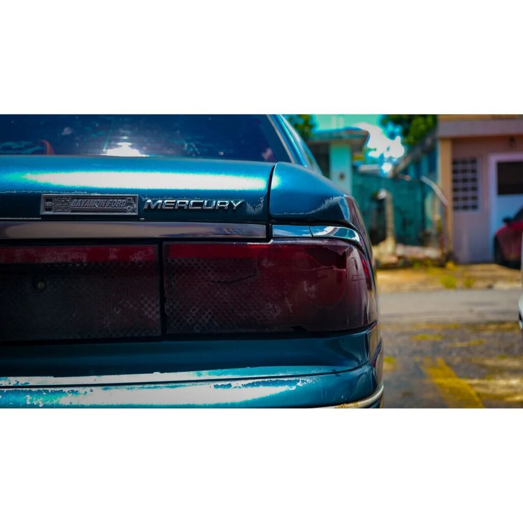 Ford Mecury Grand Marquis 1996
San Juan, PR 2021
#photographer #photography #esFujifilmX #fujifilm #fuji #fujixt30 #puertorico #nightphotography #nightphoto #artclassified #wtns #picoftheday #americancars #classiccars #neonlights #neon #igersusa @puertoricogram #puertorico🇵🇷…