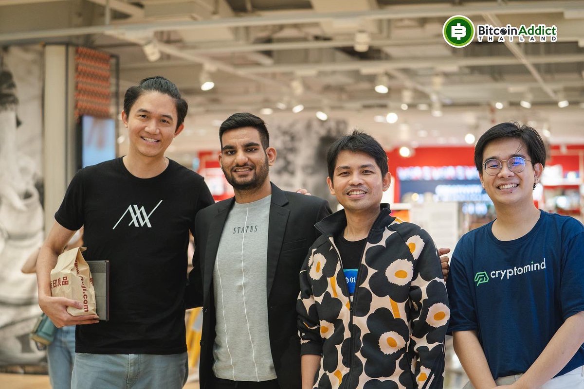cryptomindgroup's tweet photo. งาน #BitcoinAddictMeetup2022 เมื่อวันที่ 28 สิงหาคมที่ผ่านมา หลังจากที่ไม่ได้จัดงานมาเกือบ 3 ปี!!

ขอขอบคุณทีม @BitcoinAddictTH ที่ให้เกียรติเชิญ Speaker หลายท่านจากทีม Cryptomind ไปร่วมพูดคุยแชร์ประสบการณ์ในโลกคริปโต ในบรรยากาศเป็นกันเองและสบายๆ ให้กับคอมมู Bitcoin Addict ฟังกัน https://t.co/oR6UgoCGdK