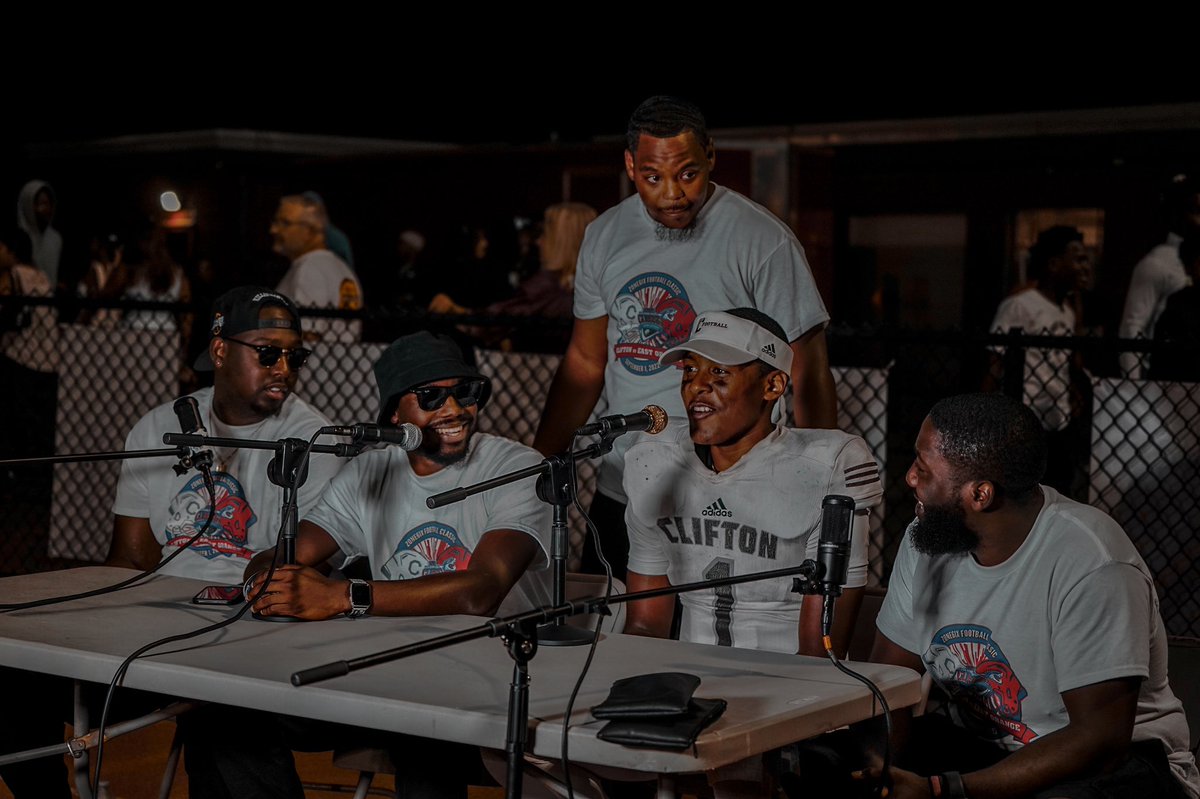 Clerc_Ent's tweet photo. @PuttinUpPoints #ClercEnt #CliftonNj #CliftonHighSchoolFootball https://t.co/KH55mde0H2