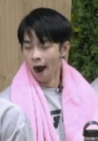 adorably_gelo's tweet photo. Moodt rn:

BGYOxKUMU IS FOR YOU
#BGYOatSMAura

#KumuIs4UConcert
#BGYO @bgyo_ph https://t.co/xXTUitJIoZ