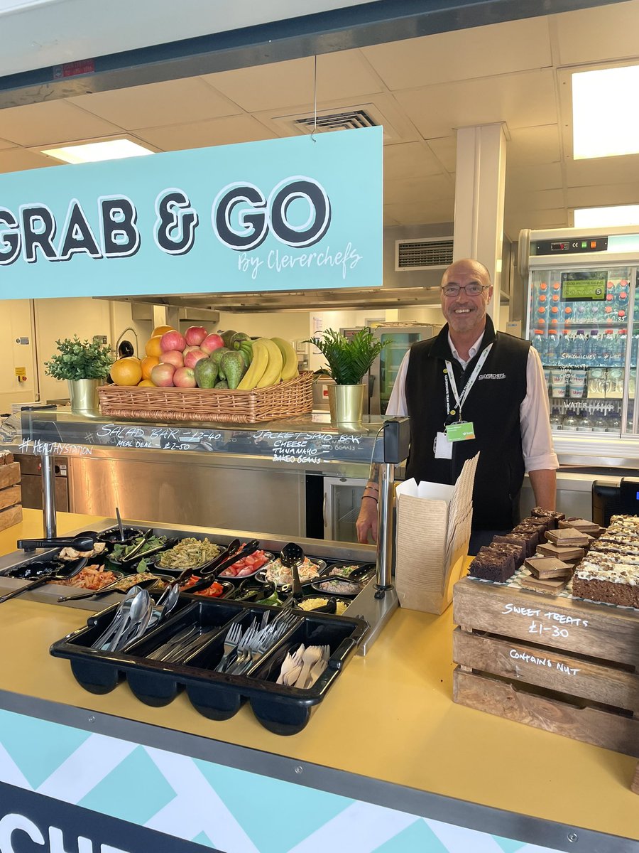 OABrightstowe's tweet photo. Absolutely delighted to be partnered with Clever Chef to provide our students with delicious food ���� https://t.co/s3NzOHHp2a