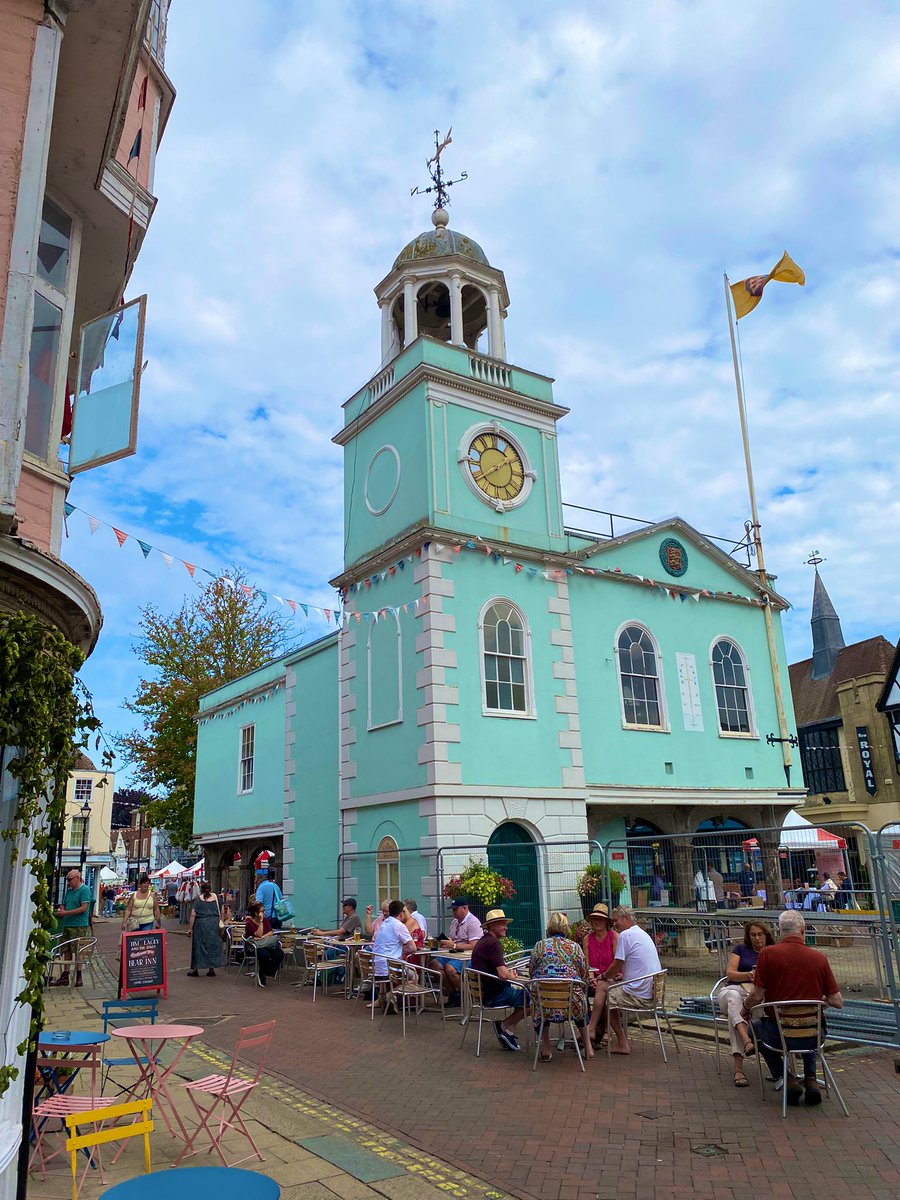 paul_winginit's tweet photo. Why has nobody ever told me that Faversham is a lovely town?? 🤩 ☀️ 🏴󠁧󠁢󠁥󠁮󠁧󠁿 https://t.co/lFE6irwcAq