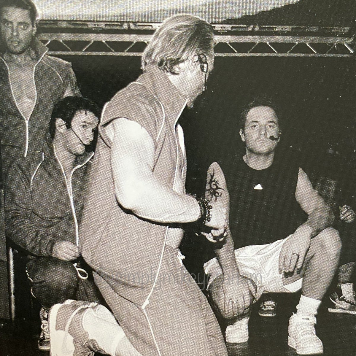 simplymikeygra1's tweet photo. Looking a little serious there @MRMIKEYGRAHAM! Perhaps you were focussing ahead of the WTGGT routine on the treadmills! (Credit- Better ‘09 Tour Programme admin copy) #SimplyMikeyGraham #MikeyGraham #Boyzone #BetterTour #WTGGT #WeLoveYouMikey https://t.co/9YWo4L9nSW