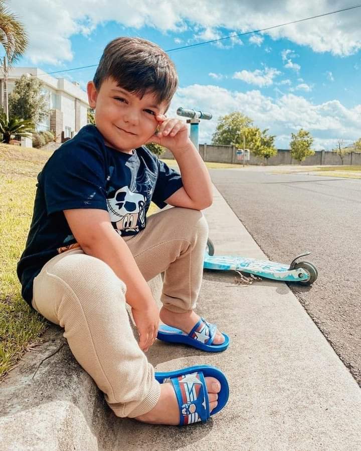 already 3 years old Giant my beautiful Grandson Louis  I love him from his grandfather is love boy ❤
