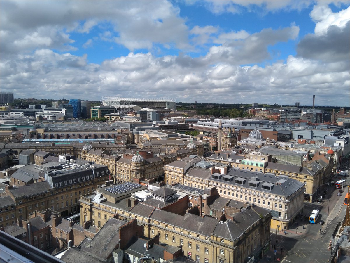 URBaNEregen's tweet photo. A few more views from yesterday's climb to the roof of #BankHouse #Newcastle @bandkbuild https://t.co/VHY9dF26JO