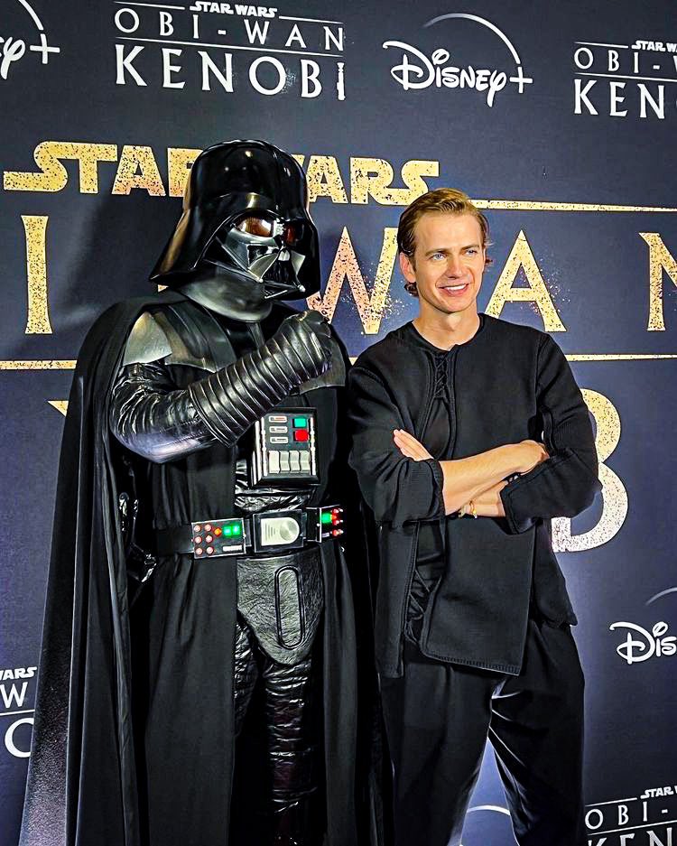 chloewritescifi's tweet photo. iconic star wars photo of the day: https://t.co/cHamkHYQb3
