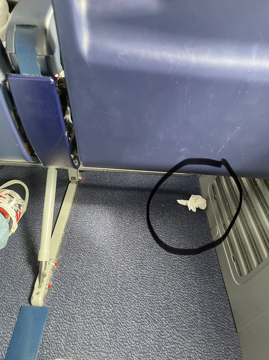 SharvaPulkit's tweet photo. @Ryanair I am excited to travel on one of the cleanest &amp; Hygienic flights from Lon to Berlin operated by Ryanair 🤣. The flight is delayed by more than 6 hours and we are still stranded on the runway waiting to take off. #ryanairsucks https://t.co/7CXmXkbFBO