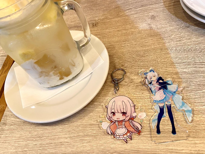 この前、馬車道はげみちゃんと秋葉原で遊んできました!はげみちゃんおすすめの牛かつもめちゃくちゃ美味しかった!色々なところに行けて楽しかった〜!はげみちゃん大好き! 