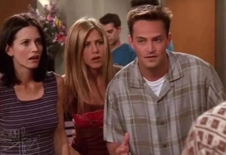 friendsxpro's tweet photo. When someone says that he stopped watching FRIENDS after 4-5 episodes. https://t.co/ZnJDlC47eI