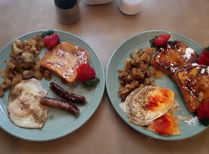 MorgMenus's tweet image. Super happy to welcome The Breakfast Caffe to our next edition!  Like Buckwheat Cakes?  Grits?  Wanna build-your-own-breakfast?  Head to The Breakfast Caffe on Blue Horizon Dr. just outside of Star City.  Follow them on Facebook and see what the daily specials are!