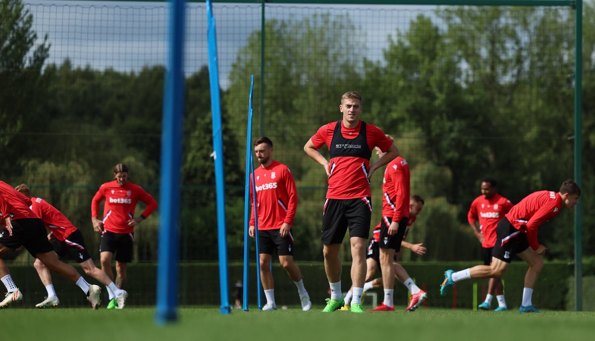 stokecity's tweet photo. Preparation 💪 https://t.co/5ZMbNycmOR