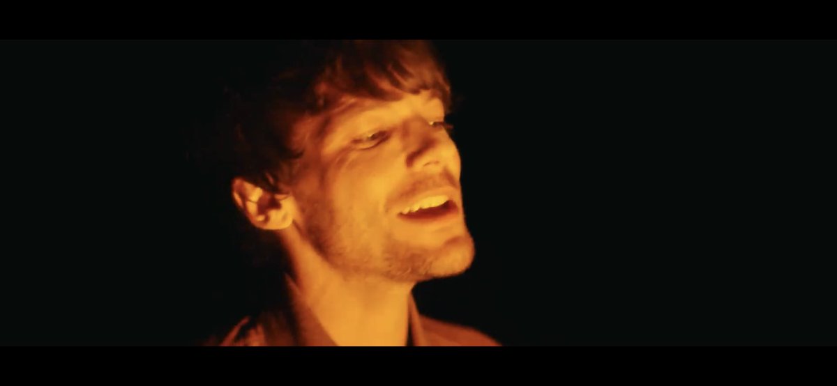 TE AMO TE AMO AME EL BIDEO@LOUIS ES PERDECTO #BiggerThanMe
