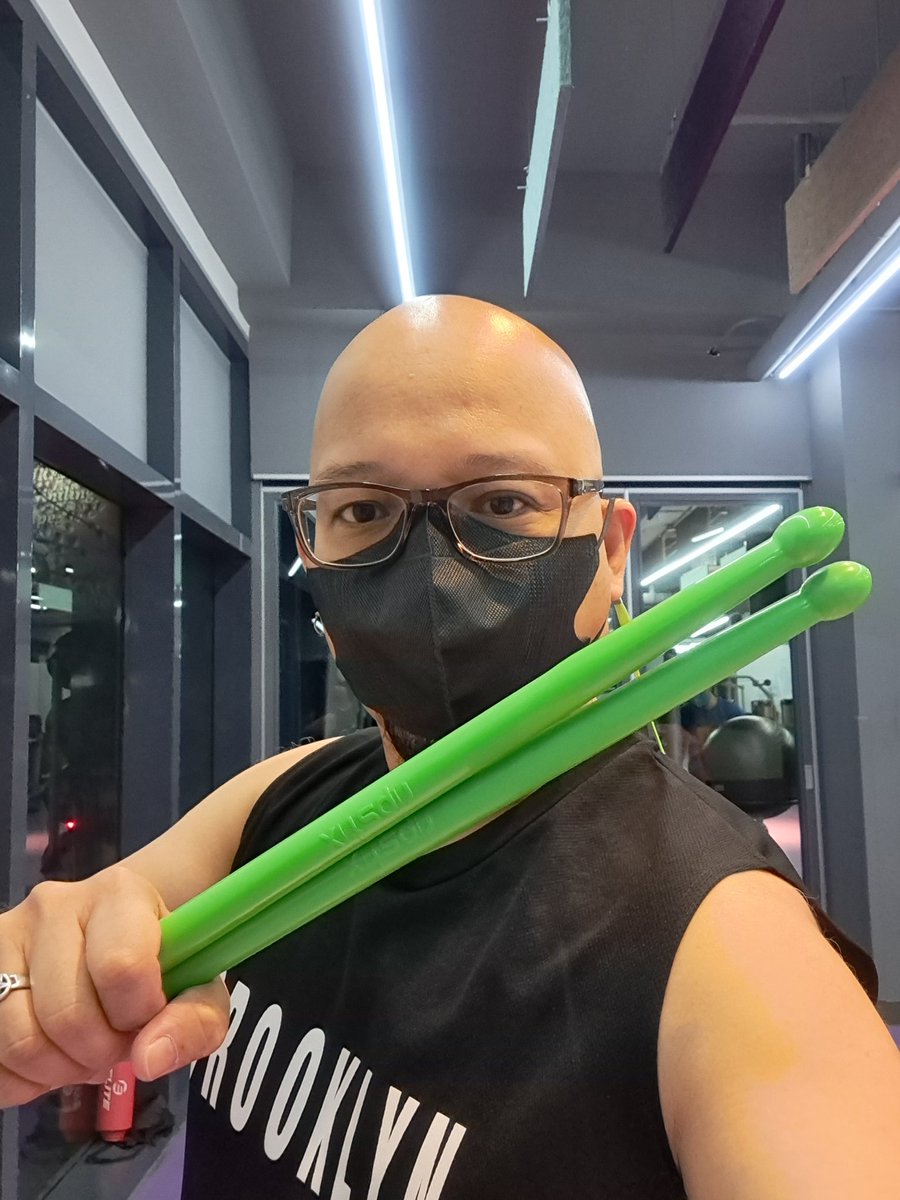 CJEdmunds1's tweet image. Got Pounded again! #Pound #PoundClass #AnytimeFitness 
#FitnessJourney #HealthGoal