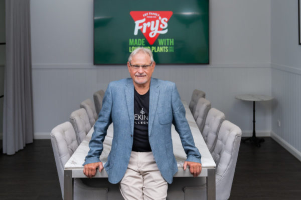 MadeItInAfrica's tweet photo. [FROM THE ARCHIVES] How Wally Fry grew a plant-based food empire in South Africa 🇿🇦 Read more: https://t.co/vqIat5cutA 

Mentions: @FrysFamily @frysfamilyUK https://t.co/ZKoZRzrNV5