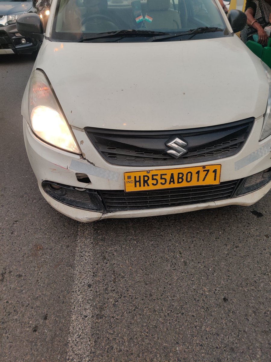 TheDhairyaGupta's tweet photo. Dear @dtptraffic This Car hit my car from behind and caused an accident. This happened at 6:35 PM today on 2 September 2022 at Fortis Redlight in Vasant Kunj, New Delhi. Car driver ran away. Its a Taxi. Taxi Number HR 55 AB0171. It hit my car very hard and there is a huge dent https://t.co/16Q6OjOSTN