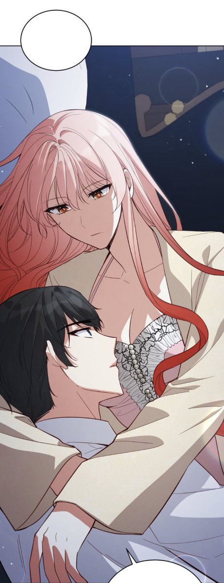 hanacore's tweet photo. i love how hillis is not only the big spoon but also tops https://t.co/sizWGkLs0Q