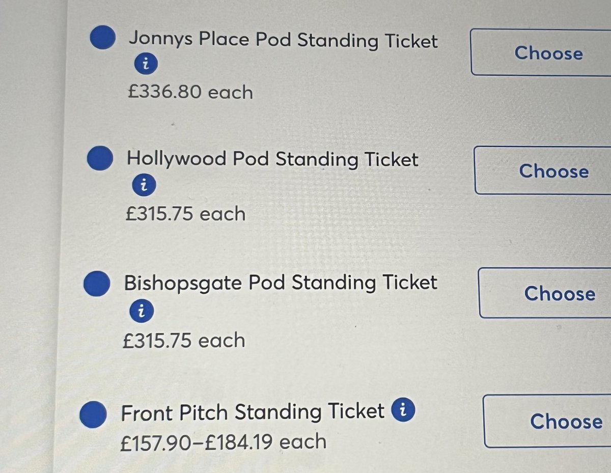 chloestock3001's tweet photo. @Ticketmaster Why is there two VERY different prices for these tickets?? i’m so confused??? #HarryStylesLoveOnTour #Wembley #Ticketmaster https://t.co/4U2WALwTzL