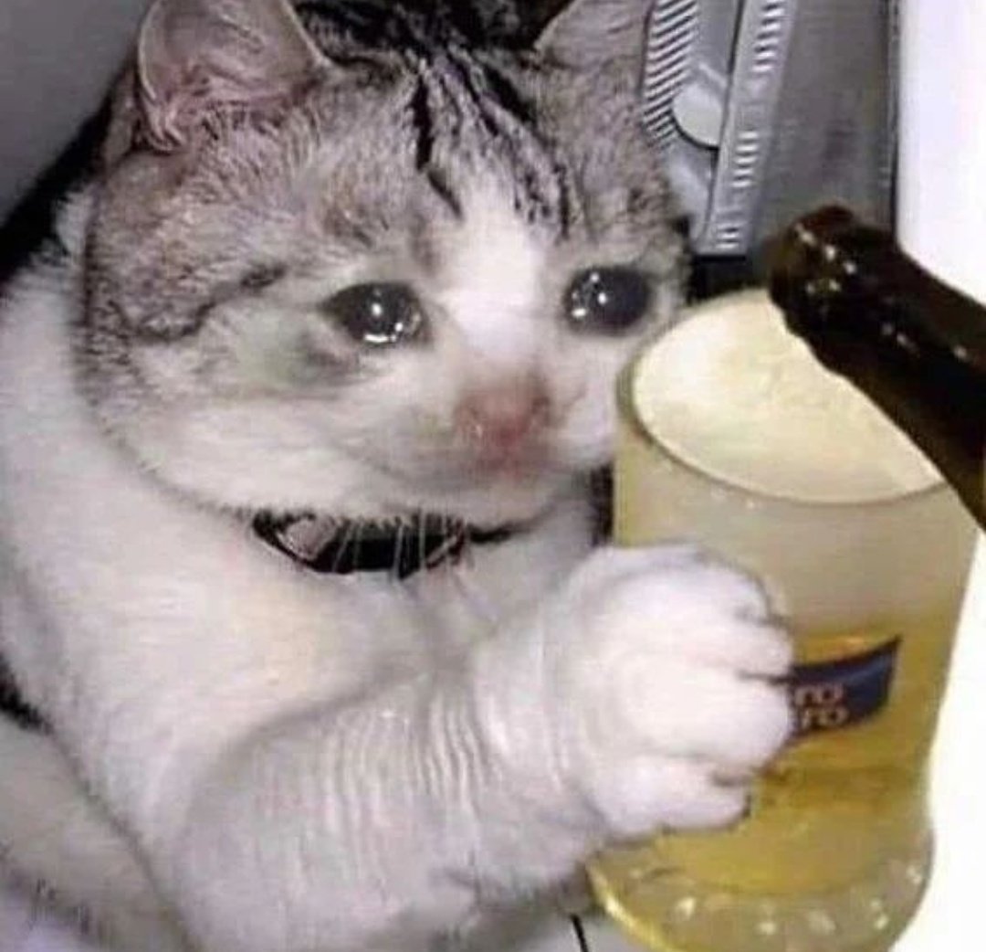malacarasev's tweet photo. PORKE DIO MIO PORKE ME GUSTA TANTICIMO ESTE LIQUIDO AMARILLO  COMO VA BAJANDO POR MI PESCUESO ESA CENSASION ES DEMACIADO PRASENTERA PORKE SEÑO https://t.co/GHXInDUBd9