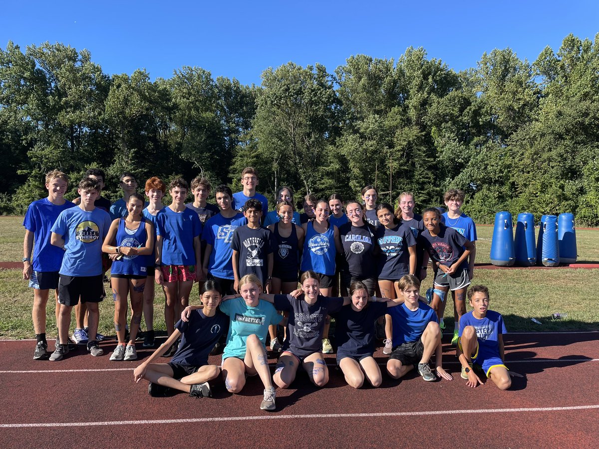 SuffernXCTF's tweet image. Getting ready for XC season with our annual Blue v. White Inter-squad meet. Congrats to the boys &amp;amp; girls Blue team for sweeping this morning! Lots of great performances to start off the season on a high note.