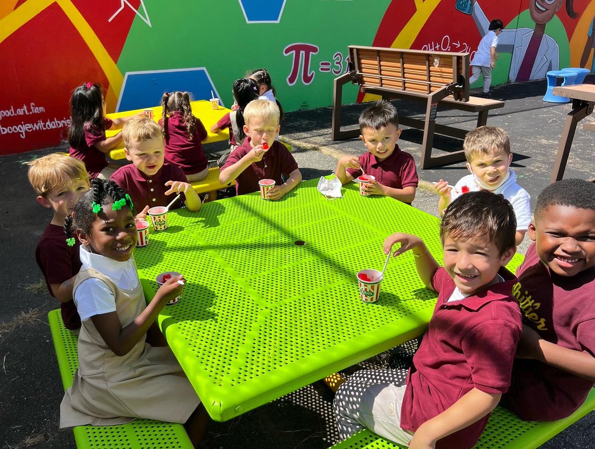 WhittierECSTEM's tweet photo. Today at Whittier Elementary we kicked off PBIS with a little treat from Rita’s. We are excited to celebrate our students who are respectful, kind and responsible through out the school year #TheWhittierWay #WhittierECStem #WhittierElementary #DCPS #DCPSRising #Ward4 https://t.co/gXng8sw3O0