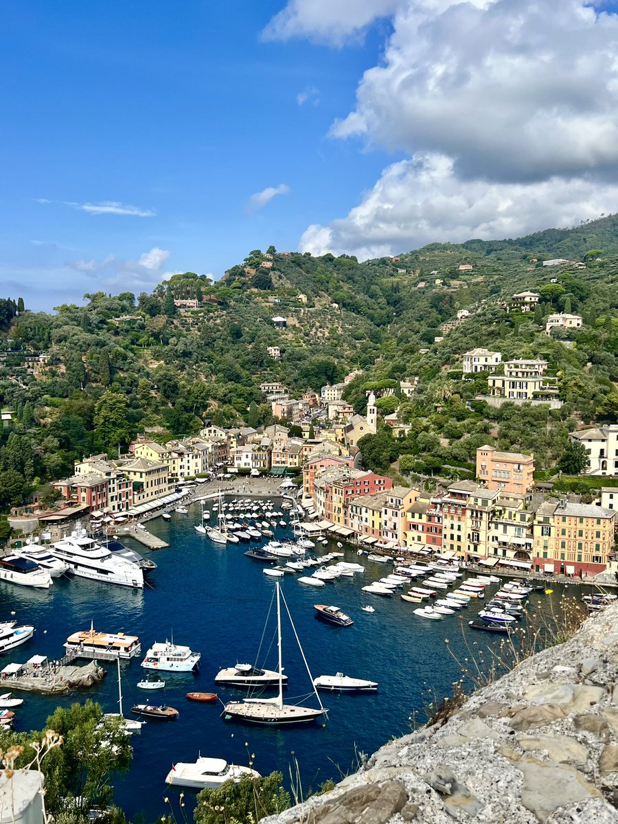SamanthaSMarks's tweet photo. Checking in from the Mediterranean… https://t.co/LjzTrJhKOa