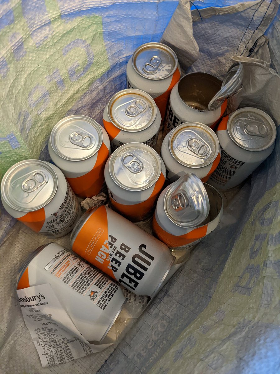 _BeckJE's tweet photo. @sainsburys I bought some Jubel peach lager at the weekend which has been sat in the kitchen and just started exploding ☹️ is there a recall notice I've missed? https://t.co/Ox1eFRL7uf