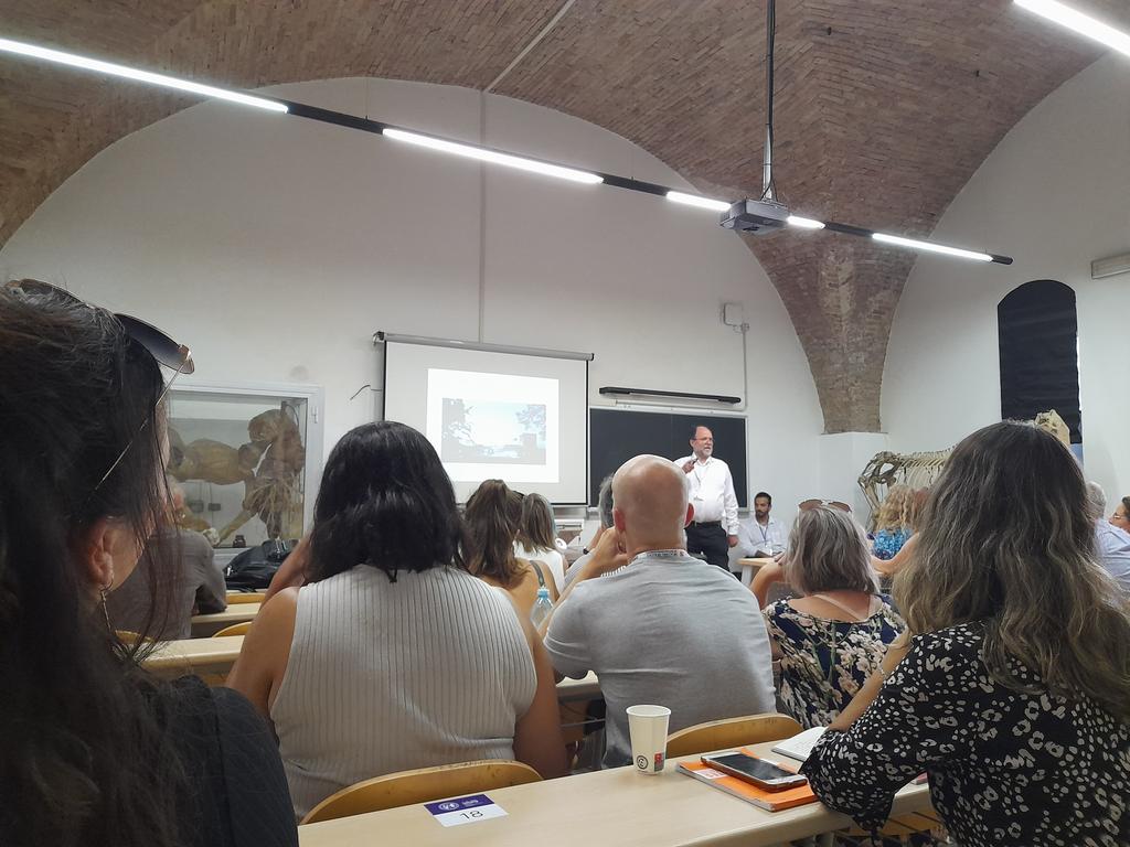 Great presentation by Christopher Findlay <a href="/isps_int/">ISPS</a> talking through music sounds an amazing project!
#musicandpsychosis 
#community 
#therapeutic