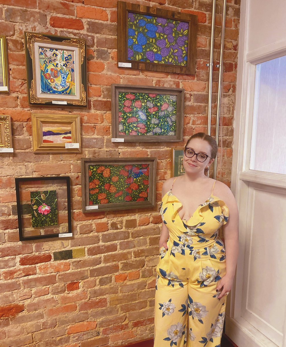 HELLO new friends! 🔆

I’m Tatum, a 30 y/o classically-trained singer turned self-taught artist + AuDHD advocate (dx at 29)

I’ve always known I was different, but didn’t know how until adulthood. Having the right language is life-saving.

Thanks so much for being here with me 💛