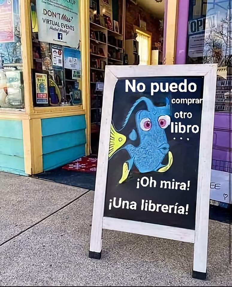 YerseyOwen's tweet photo. Soy yo 👇. Hola, pila de pendientes 🥲 #libros #booklovers https://t.co/QoWrpqvMZa