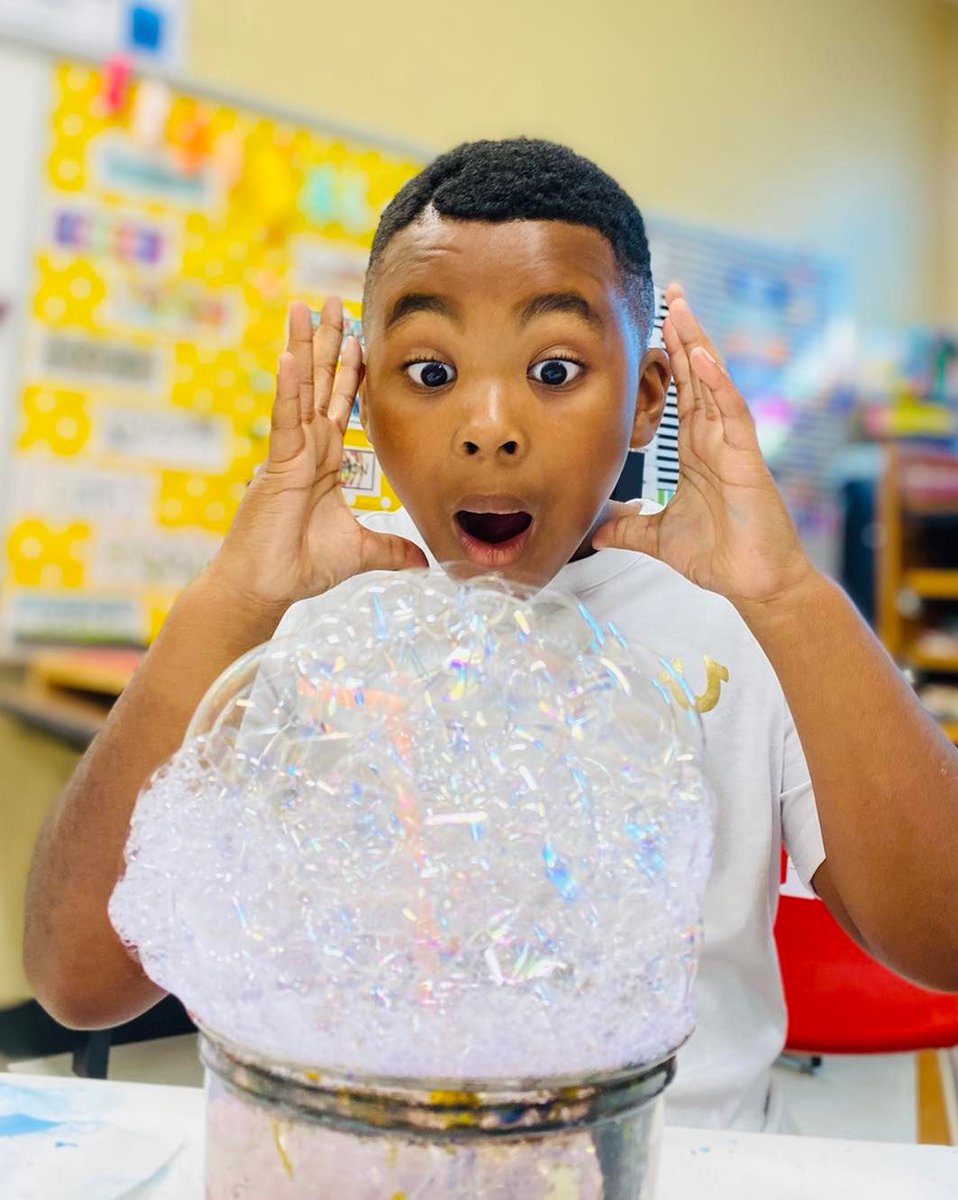 PTHBullpups's tweet photo. Check out this AMAZING STEM lesson in Art today across all grade levels!  This was fun for each class that visited art today.  Check out those smiles, this is a lesson they won’t soon forget!   #WeAreOne #PTH #myKCSD https://t.co/HsBdp5v9Po