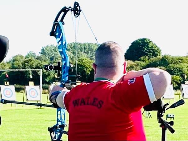 tockarchers's tweet photo. Tockington Archers are very proud of Rikki,  who was part of the Welsh team at the Commonwealth Archery Championship Europe in Scotland last weekend. 
👏🏹❤️🏴󠁧󠁢󠁷󠁬󠁳󠁿👏. https://t.co/NsfFSyJKPc