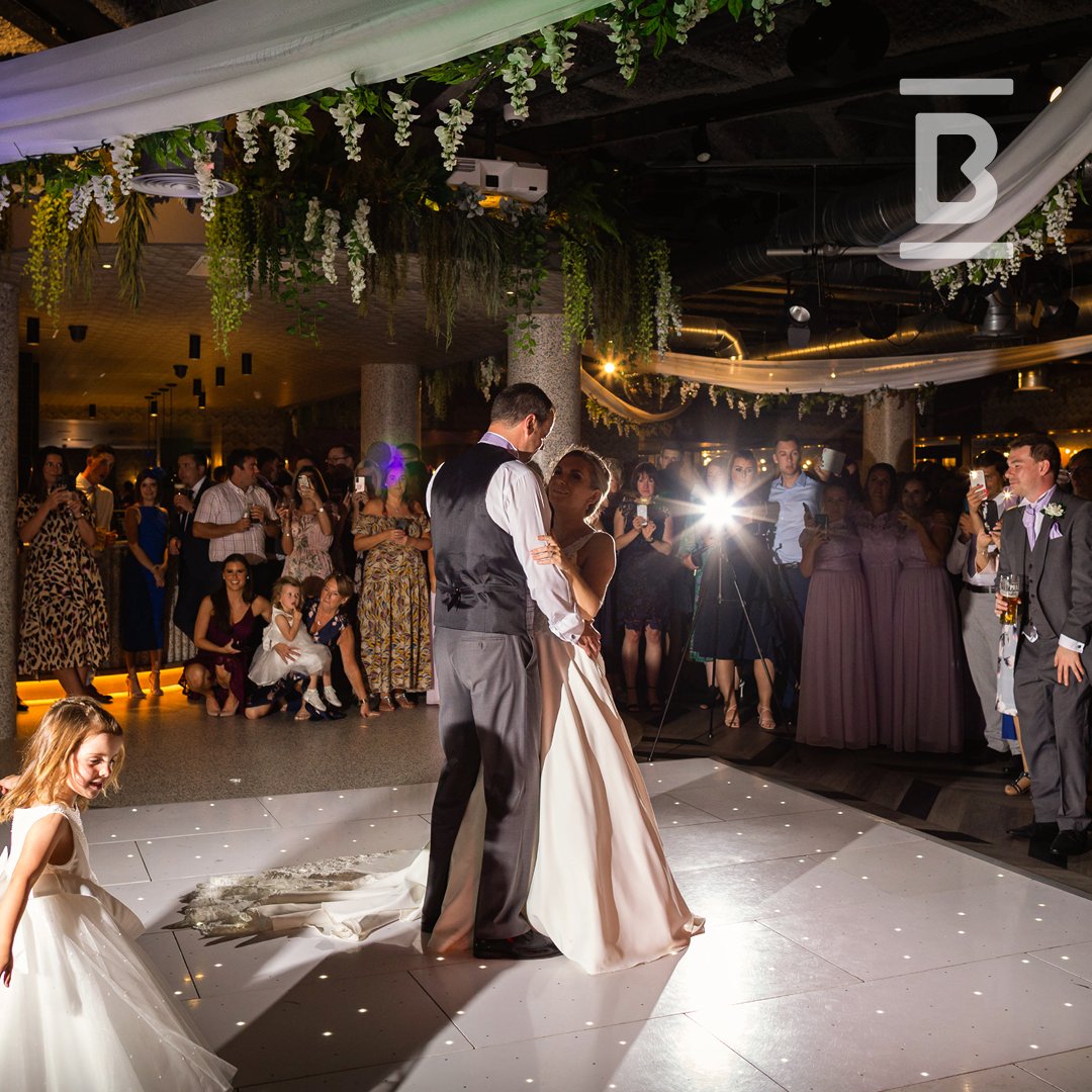 BLISS IS… WINTER WEDDINGS ❄️💍

Bliss is the perfect venue for your winter wedding… With swoon worthy photo ops and shiny disco balls to dance under.

Call for a show round or come to our Wedding Open Day on the 16th October!