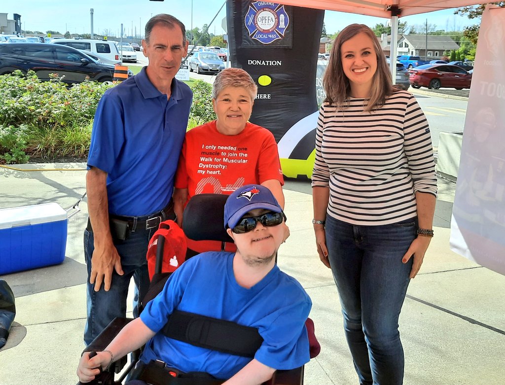 jennkfrench's tweet image. Glad to join local Firefghters at the Oshawa Centre today to support their annual #BootToll to raise money for @MD_Canada.  @iafflocal465