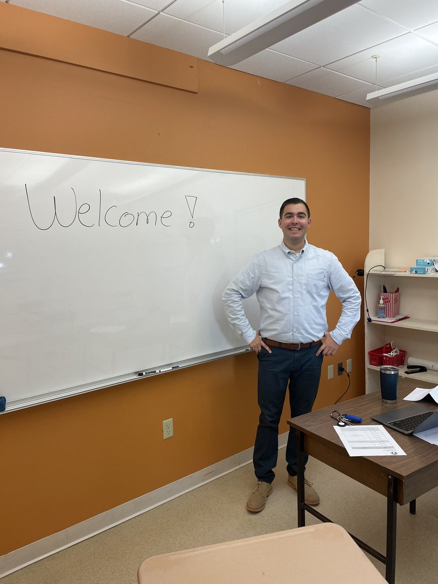 JoshuaFeld3's tweet photo. Class is in session! @LandmarkSchool https://t.co/IkjbqL10rA