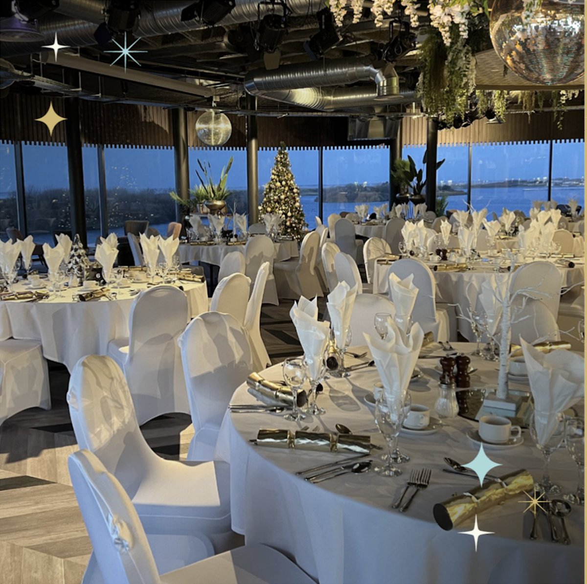 CALLING ALL SOCIAL SECRETARIES… 📣
If you’re THE nominated social secretary for your friends or work colleagues &amp; you’re in charge of organising  Christmas… Make sure you book your Christmas bonanza at Bliss blisshotels.co.uk/events.
P.S. Buy 10 tickets &amp; get a 1 x free room.