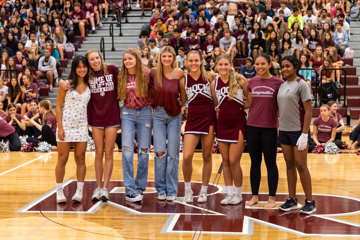 HenryHueyPhoto's tweet photo. Round Rock Homecoming Court, Class of 2023. Pep rally 9/2/2022. @DragonNationRR #RoroHoCo https://t.co/6x3ZnmuhDL