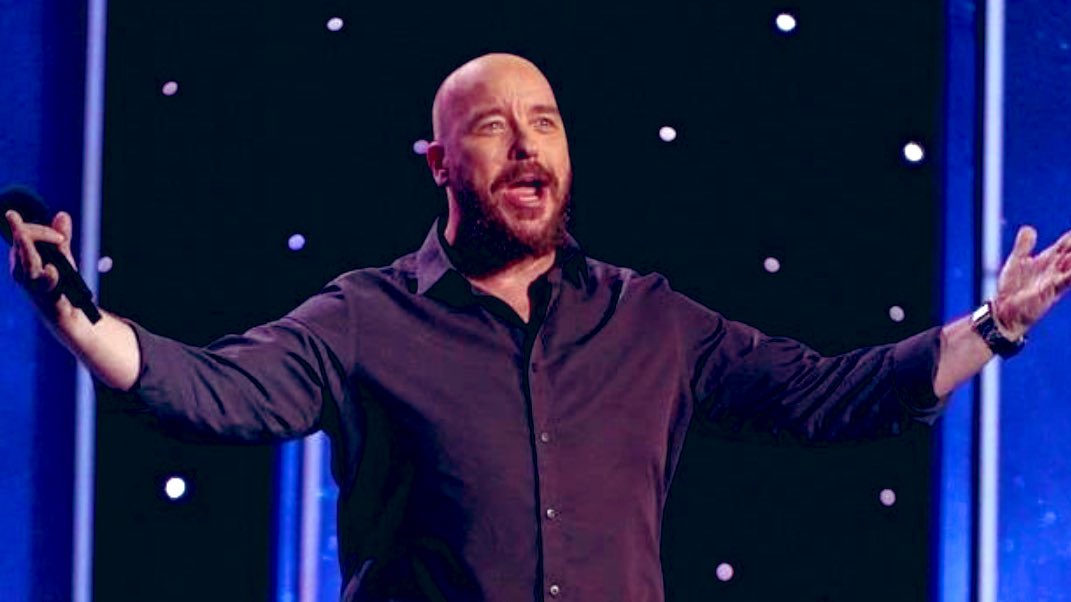 zedlacher's tweet photo. Tonight on @CBC it’s the debut of my latest televised gala from the @WpgComFest entitled Home Moaners. Super proud of this show, I hope you tune in, Canada! Plz RT and spread the word. Thanks! https://t.co/Om0jzC0n97
