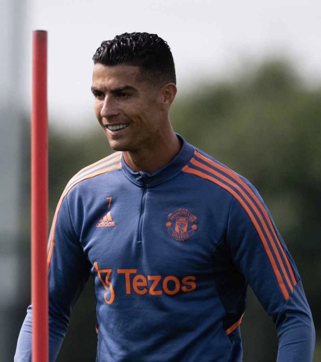 TeamCRonaldo's tweet photo. The smile of a man who loves to score against Arsenal. https://t.co/JafJxFj0cT